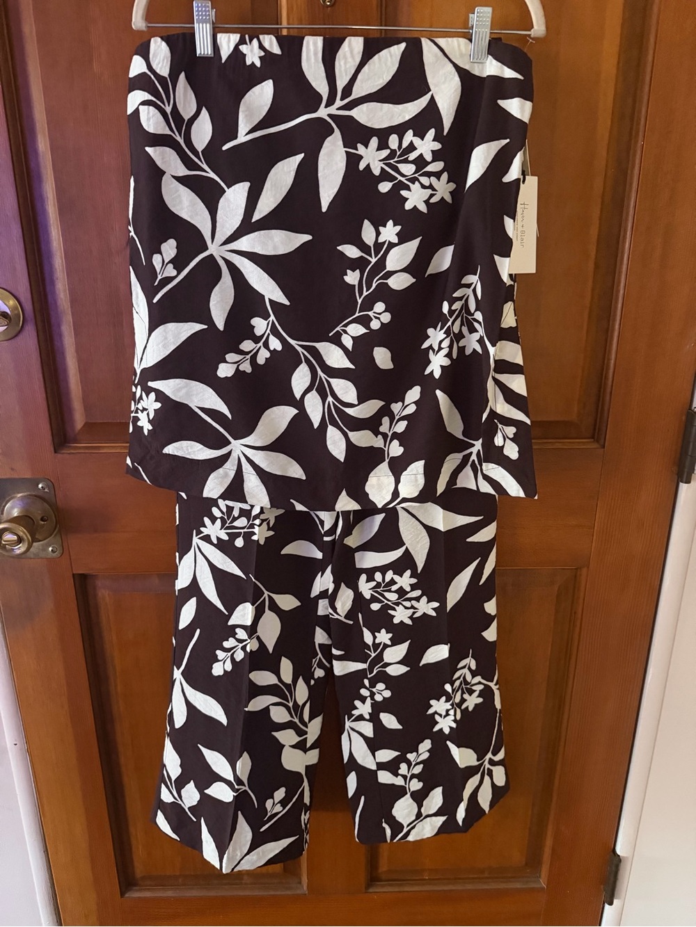Haver & Blair Women’s Brown & Cream Floral Wide-Leg  tube top set.